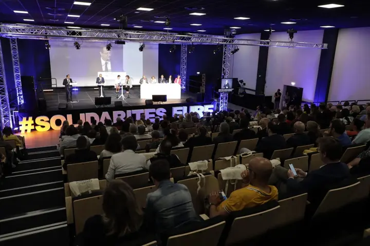 « La jeunesse nous occupe et nous préoccupe nuit et jour »